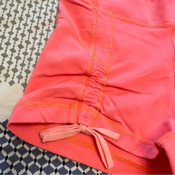 Lululemon Liberty Short - Picture 7 of 15